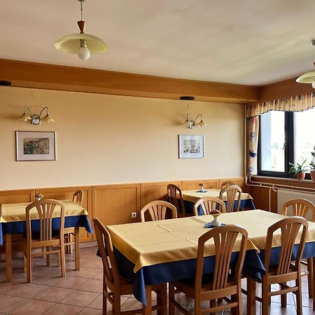 Mini hotel Škofja Loka Exteriör bild