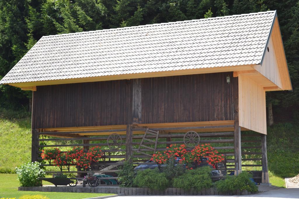 Mini hotel Škofja Loka Exteriör bild