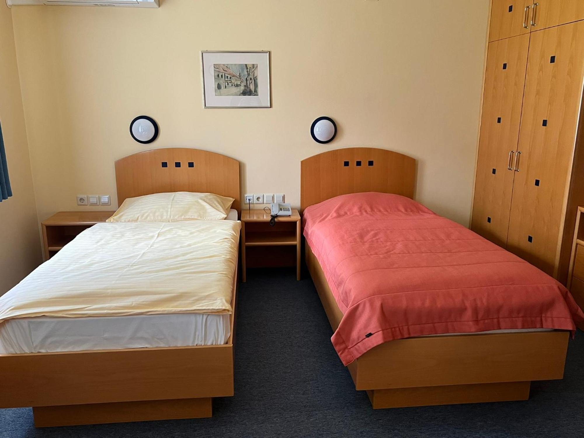 Mini hotel Škofja Loka Exteriör bild