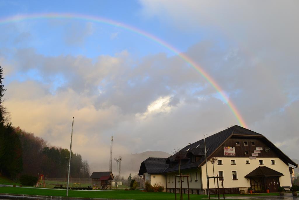 Mini hotel Škofja Loka Exteriör bild