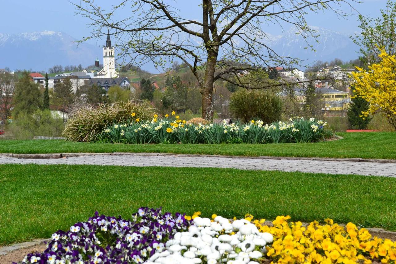 Mini hotel Škofja Loka Exteriör bild