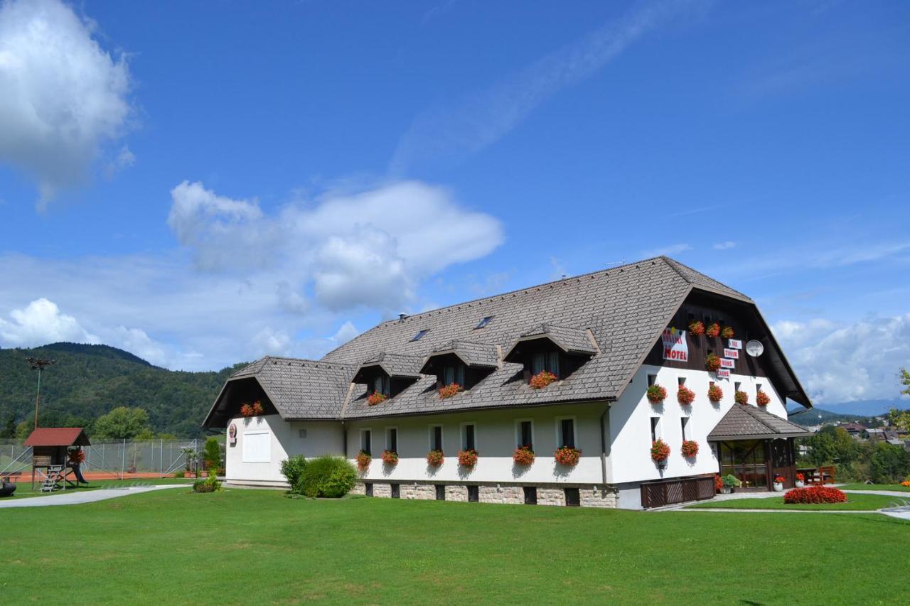 Mini hotel Škofja Loka Exteriör bild