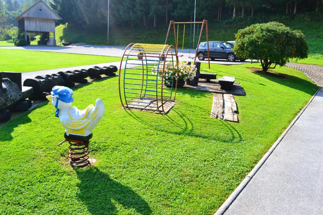 Mini hotel Škofja Loka Exteriör bild
