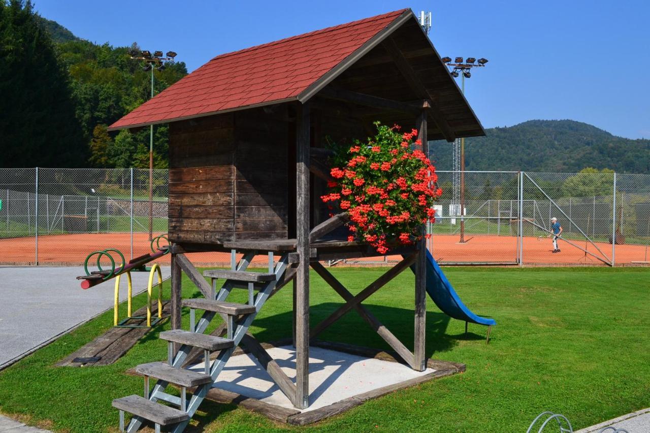 Mini hotel Škofja Loka Exteriör bild