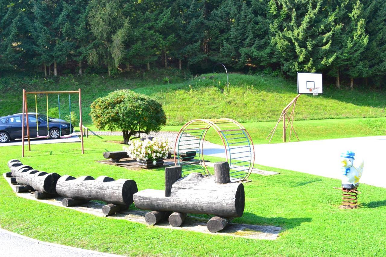Mini hotel Škofja Loka Exteriör bild